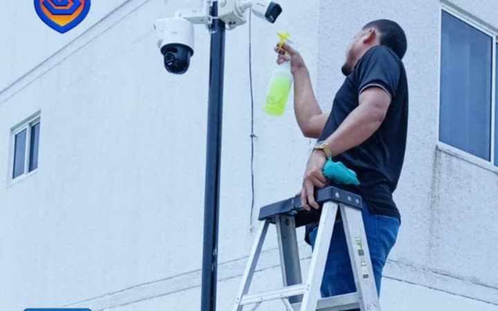 Cámara de seguridad instalada por SIMRO